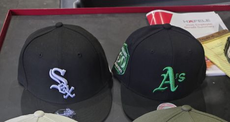 Snapback Hats NEW ERA & Mitchell And NESS Brand New