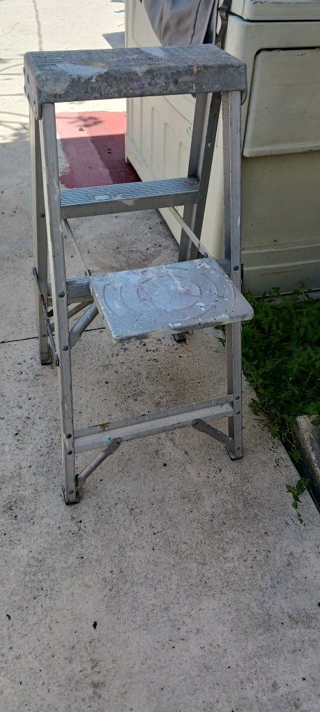 Step Ladder