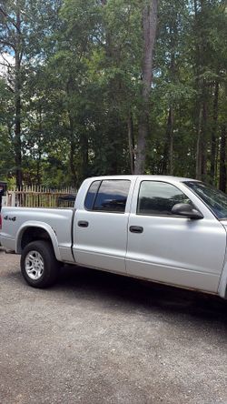 2004 Dodge Dakota