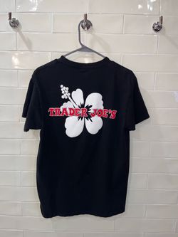 Trader Joe’s Hibiscus Flower Logo Crew T-Shirt