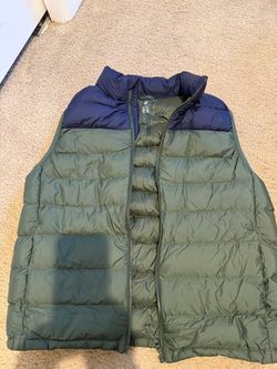 Uniqlo down vest