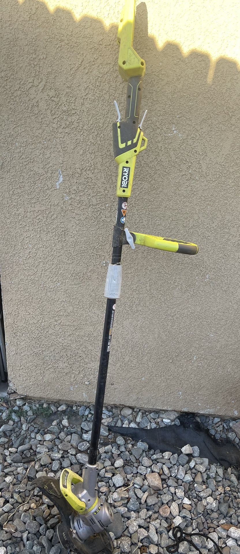 Ryobi Weed Wacker  No Battery 