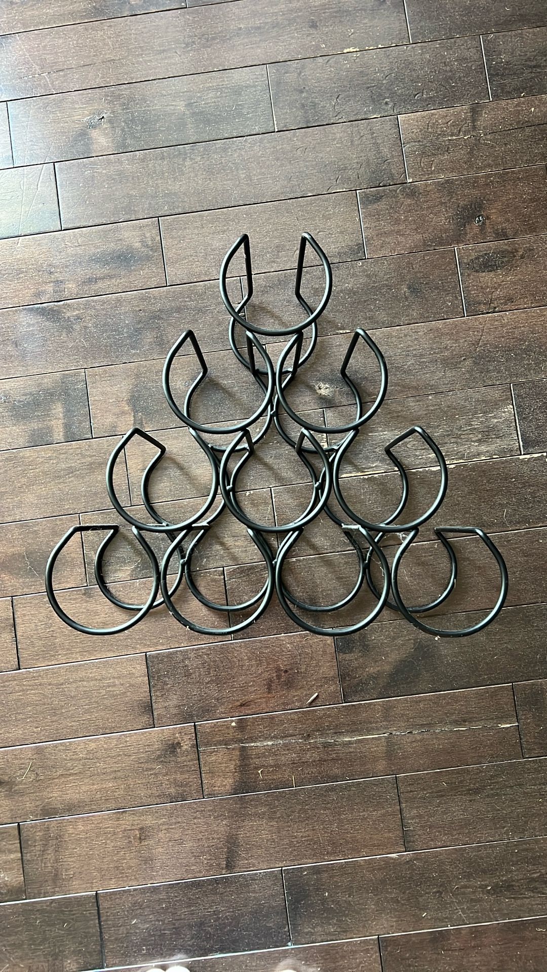 10 Bottle Wine Rack - Metal