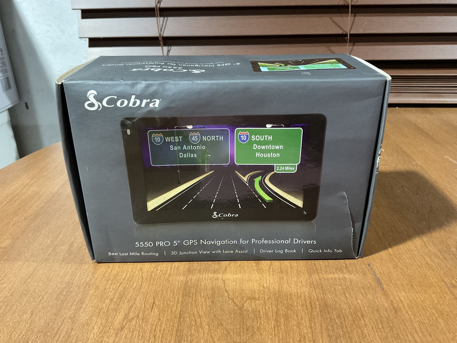 Cobra 5550 Pro 5” GPS Navigation For Professional Drivers