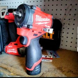 Milwaukee M12 FUEL BRUSHLESS CORDLESS 3/8in Impact Wrench Tool-Only 