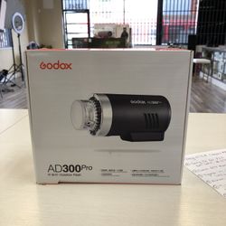 Godox AD 300 Pro