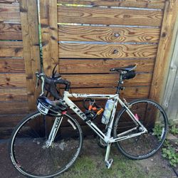 Trek 1.5 Alpha Bike