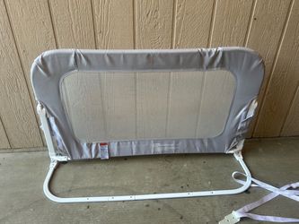Toddler bed rail