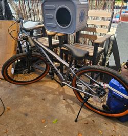 Spatial 21 speed Bicycle