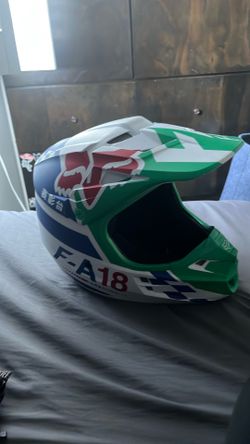 Fox Racing V1 Sayak F-A18 Motocross Helmet - Adult Medium