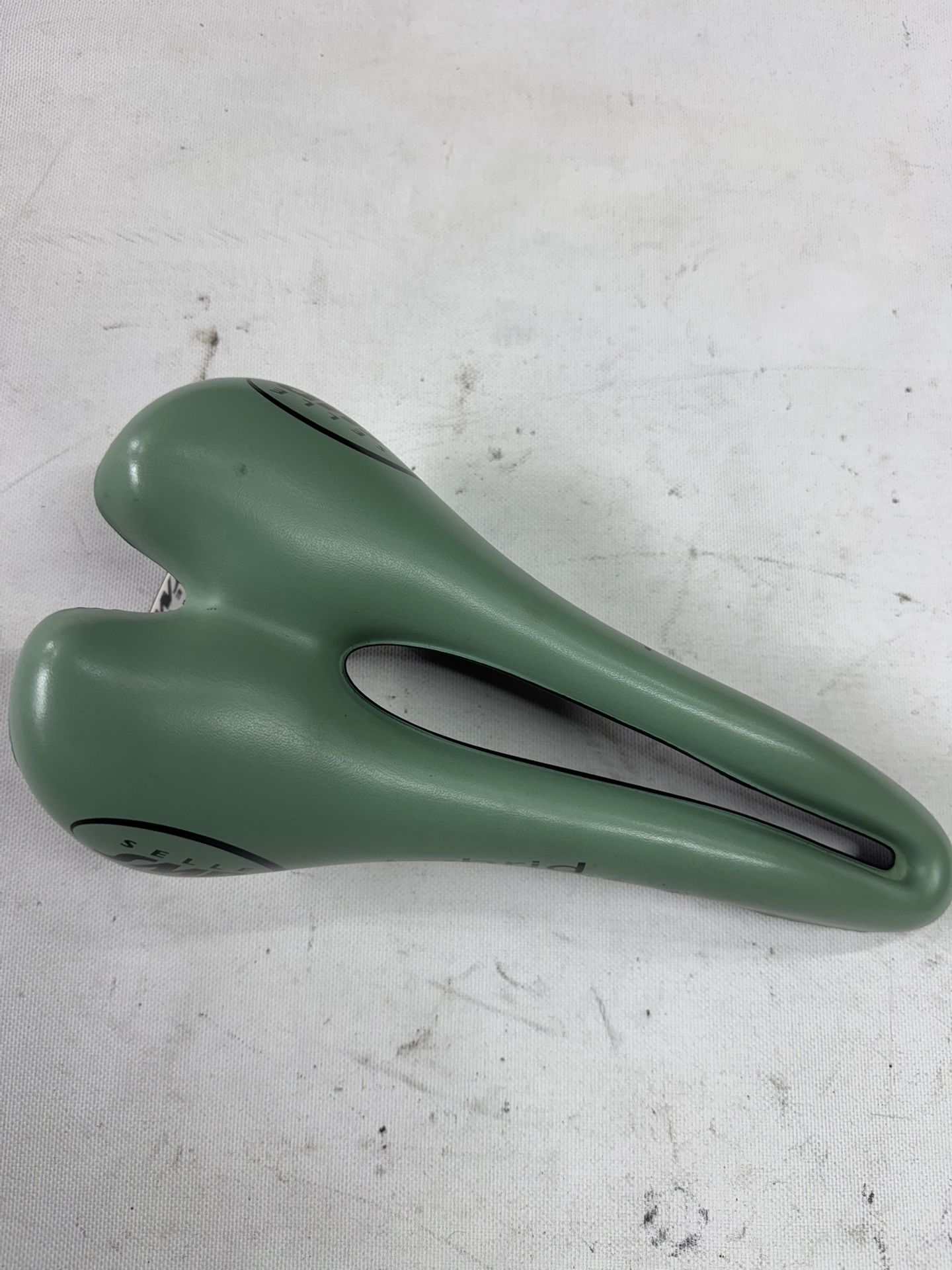 Selle SMP hybrid saddle