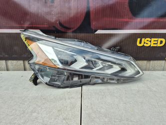 2019 2020 2021 2022 2023 NISSAN ALTIMA HEADLIGHT HEADLAMP RIGHT SIDE FULL LED ORIGINAL USED 2 TABS BROKEN/MISSING