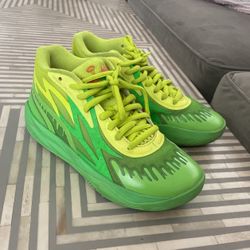 Like New …Puma LaMelo Ball MB.02 Nickelodeon Slime
