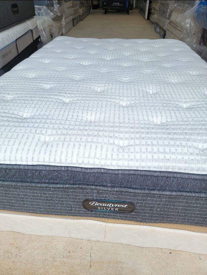 Matrress And Boxspring Size Queen