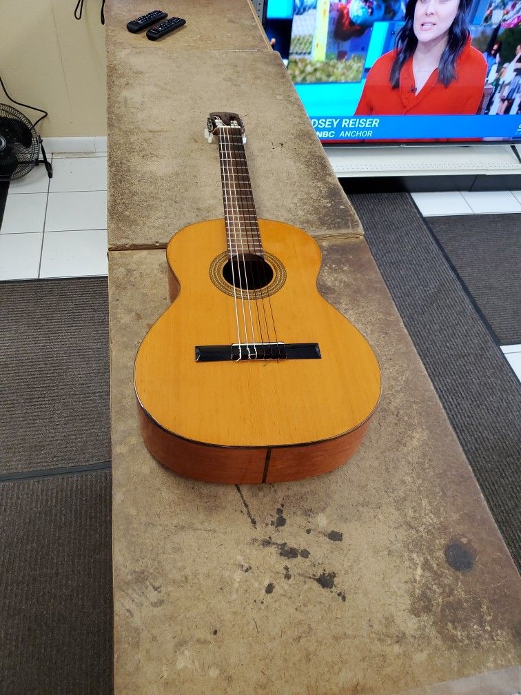 Antonio Lorca 8 Classical Spanish Guitar