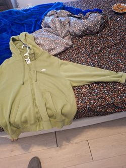 NIKE AIR Green Hoodie Size XXL