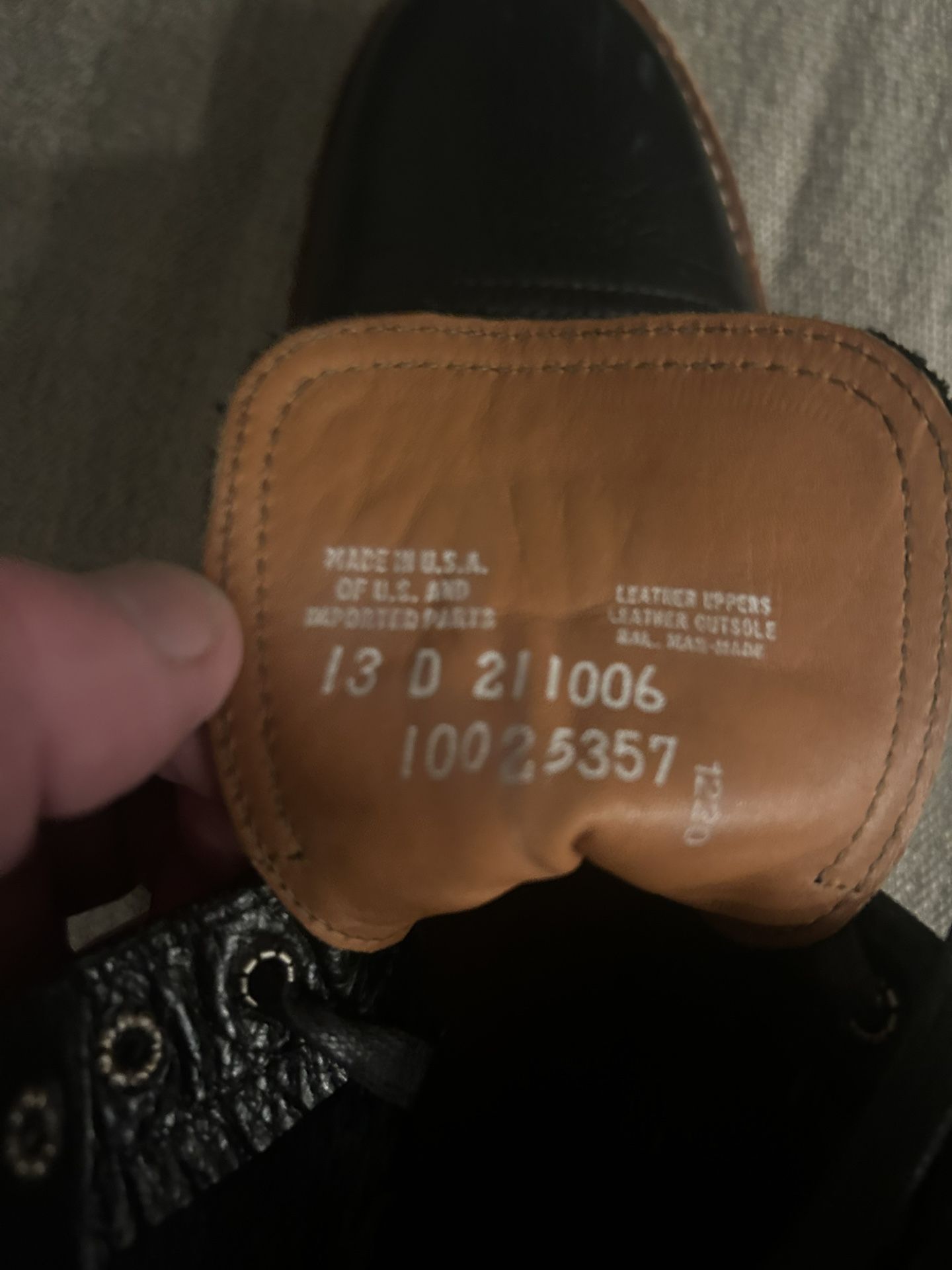 Size 13 Ariat Dress Boots - Like new