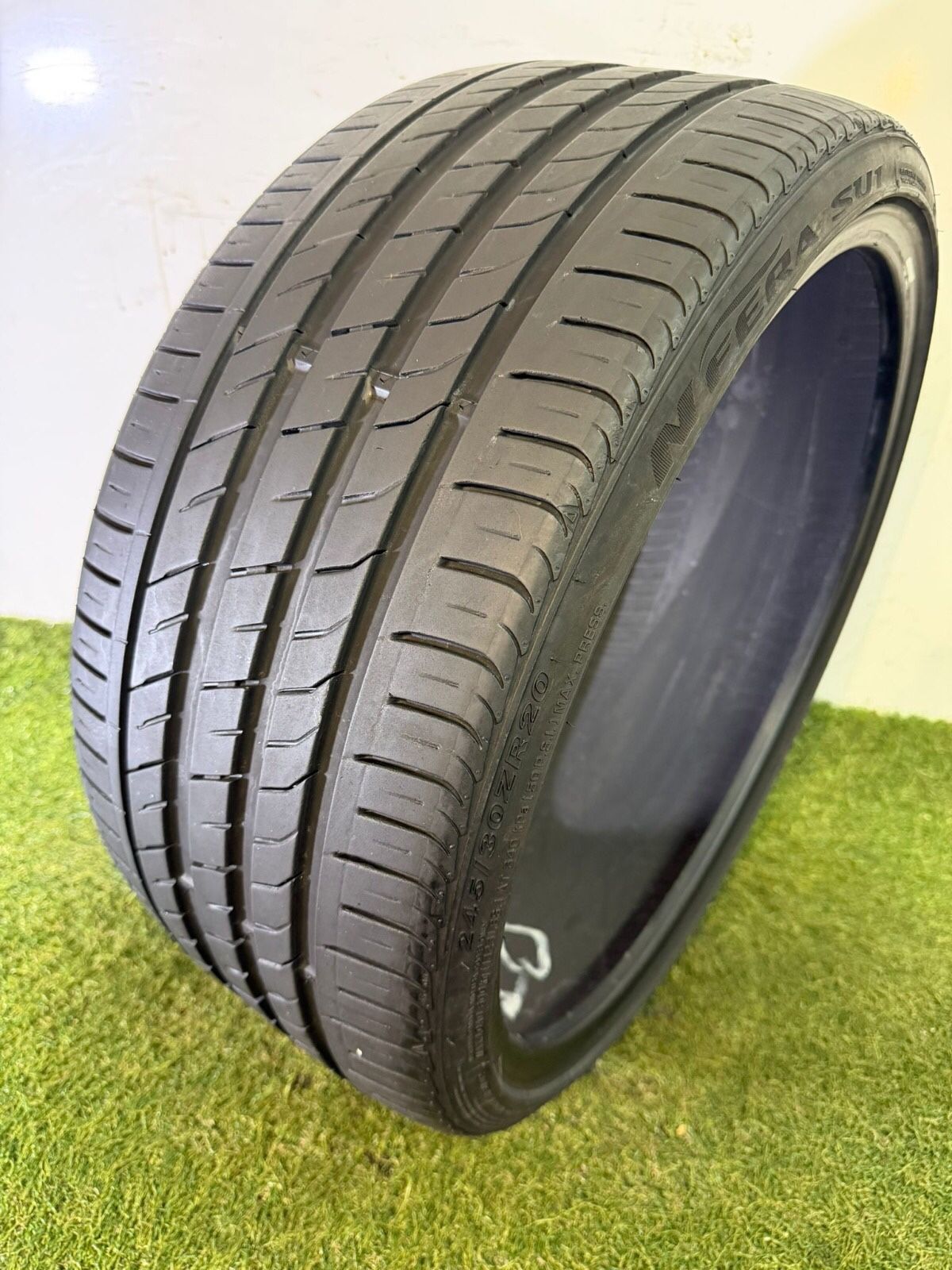 V231 245 30 20 Nexen NFera SU1 One Used Tire 70% Life
