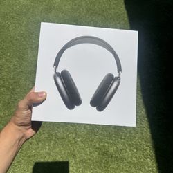 AirPods Max Midnight Headphones USB-C