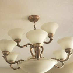 Chandelier 