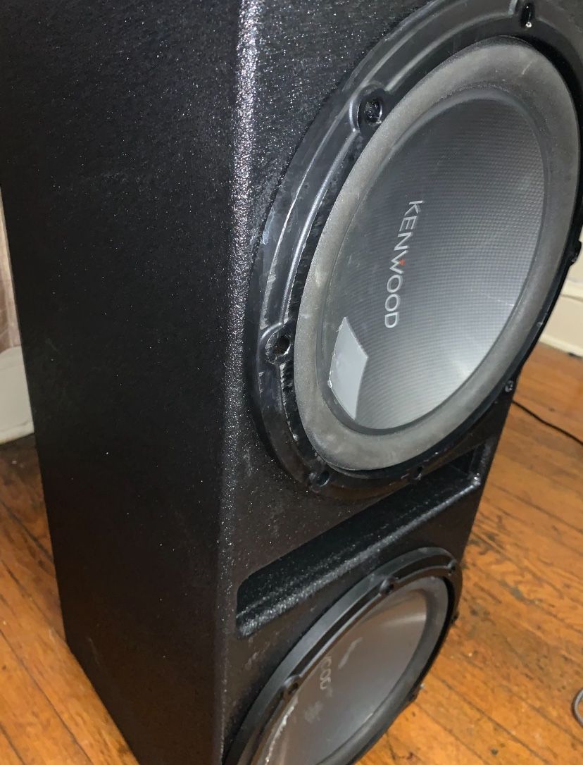 12 Inch Keenwood Subs With Nice Box