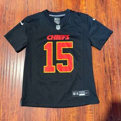 Patrick Mahomes Kansas City Chiefs #15 Boys/Kids Sz Medium Nike Football Jersey
