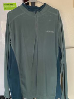 Columbia half zip sweaters