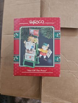 VINTAGE 1993 ENESCO "HOT OFF THE PRESS" A 2 YEAR LTD EDITION NEW IN IT'S ORIGINAL PACKAGING BOX ONLY $30.00