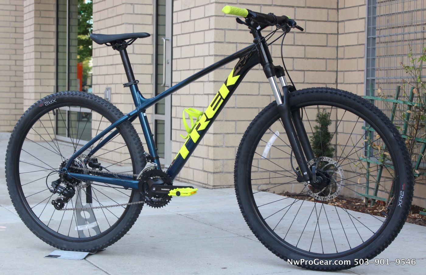 Trek Marlin 5 Shimano Hydraulic Disc Hardtail Mountain Bike