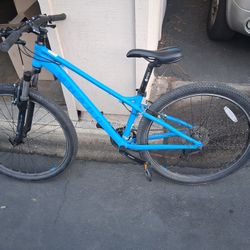 HARO FLIGHTLINE ONE 21 SPEED MOUNTAIN BIKE 
