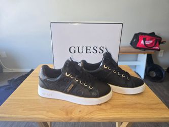 Tenis Guess