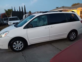2005 Toyota Sienna
