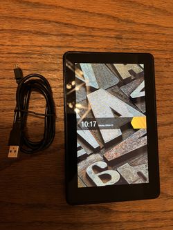 Amazon Kindle E-Reader 8GB Tablet D01400 Great Condition