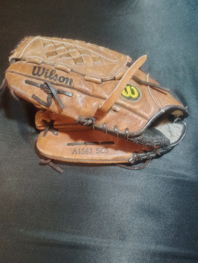 Vintage Rare Wilson A1563 Sc5 Men's Baseball Glove ... Like New