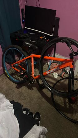 29” palm orange throne fixed gear