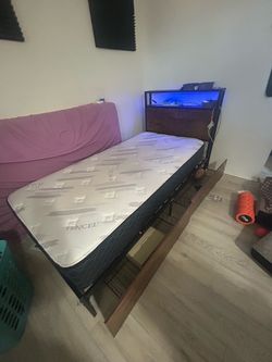 Frame and mattress , base y colchón