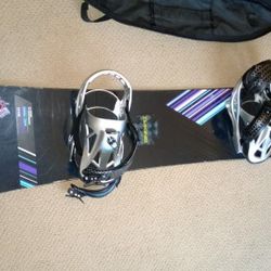 Snowboard, Bindings & Bag