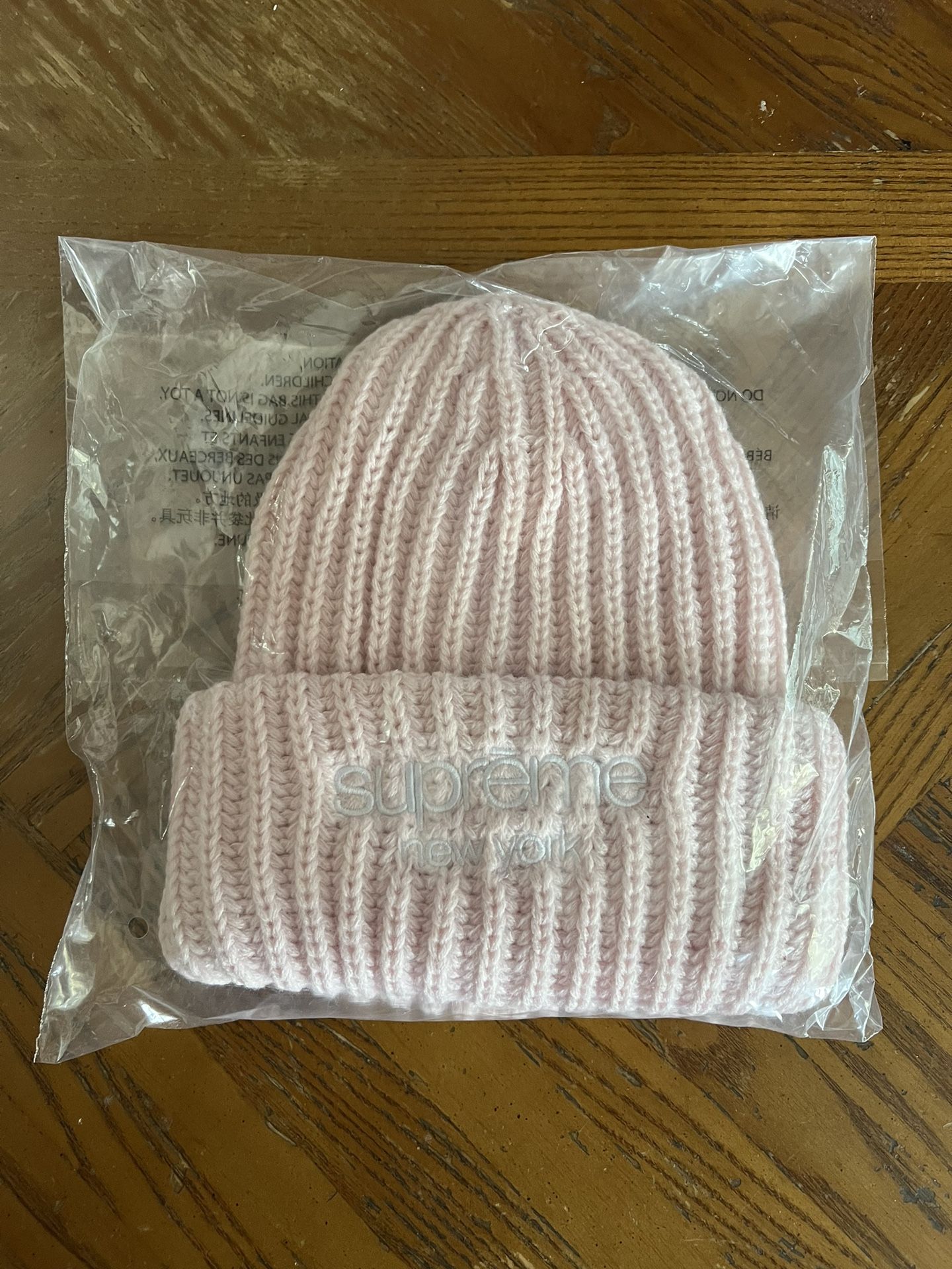 Supreme Classic Logo Chunky Ribbed Beanie Light Pink