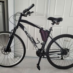  Schwinn Glenwood 28" 700 Bicycle 
