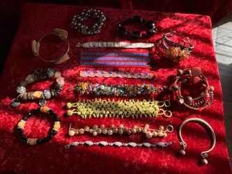 Lot of miscellaneous Bracelets