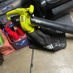Ryobi Vacuum