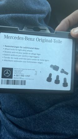 Wheel Lug Bolt Locks