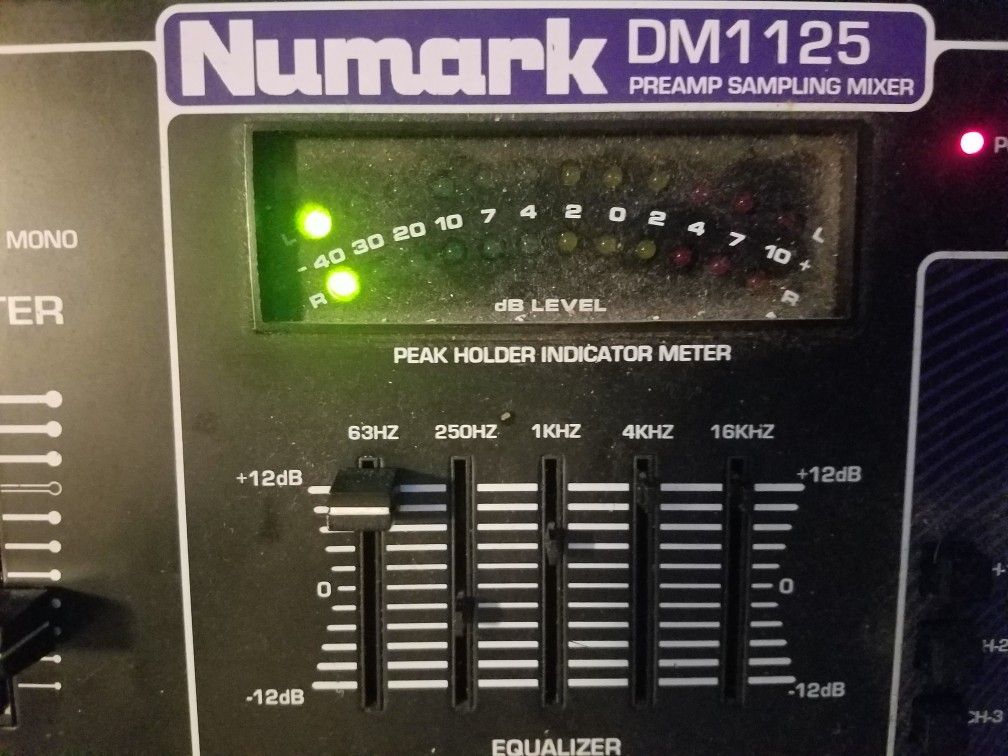 Nuwmark Mixer/Sampler