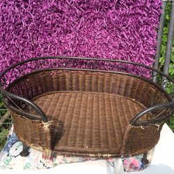 Pet wicker bed