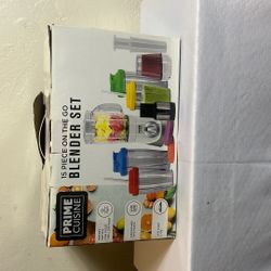 On The Go Blender Set