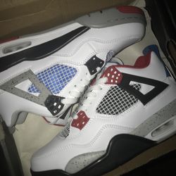 Jordan 4 Retro 