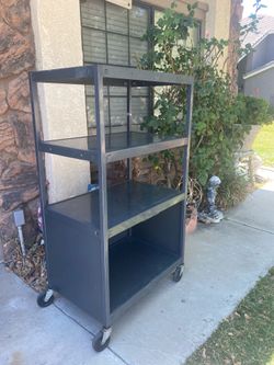 Heavy duty metal utility car good condition