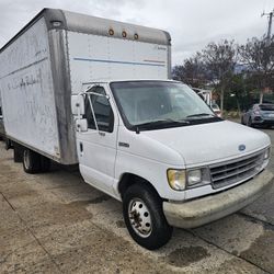 1994 E350 DIESEL BOX VAN 14 FOOT BOX....CA LEGAL....ONLY 48K MILES!! 2 NEW BATTERIES 