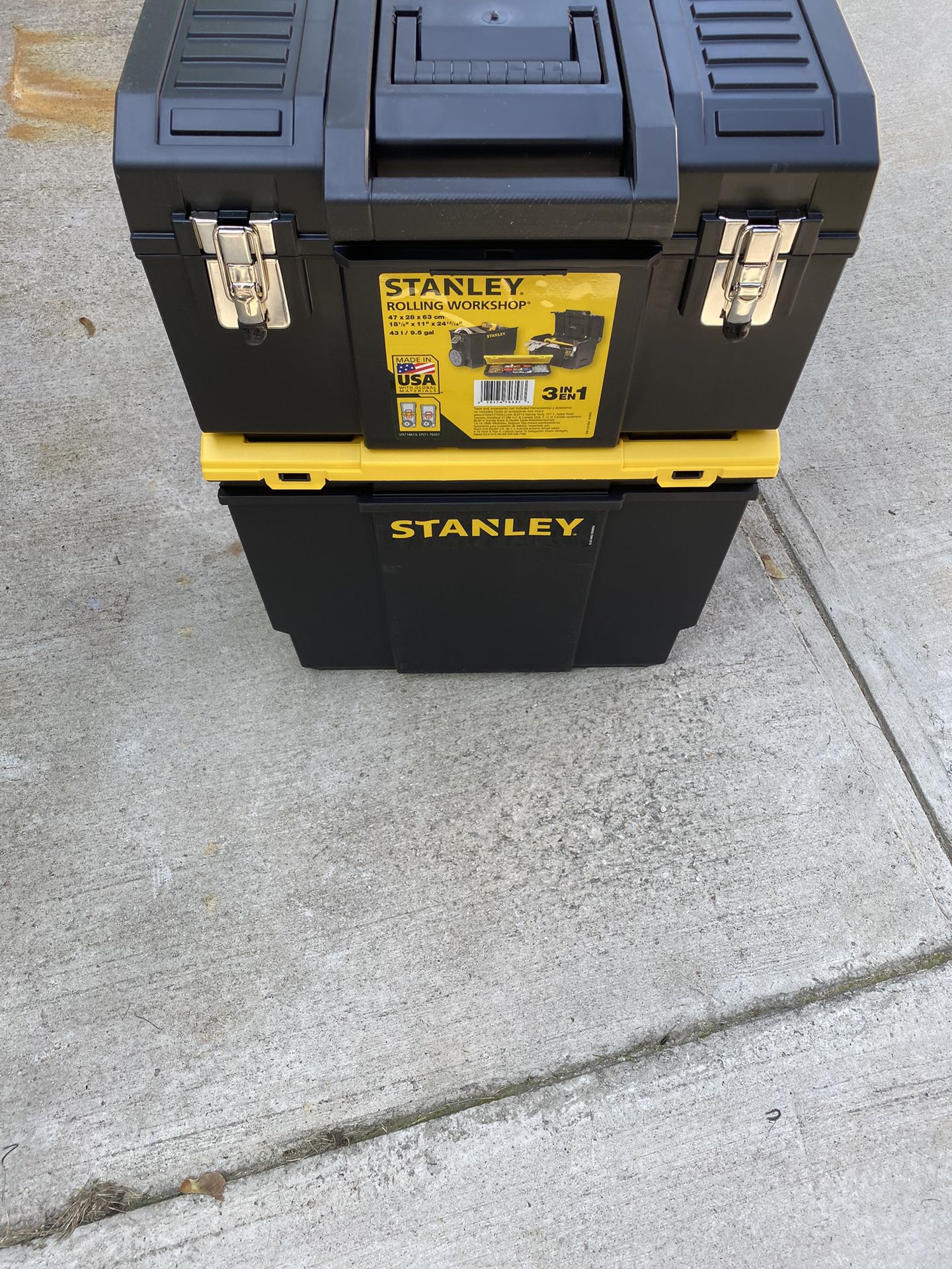 Stanley Rolling Tools Box
