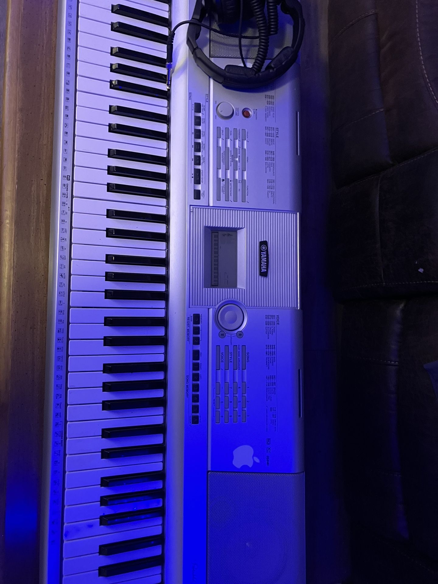 Yamaha Portable Grand Keyboard Dgx 205